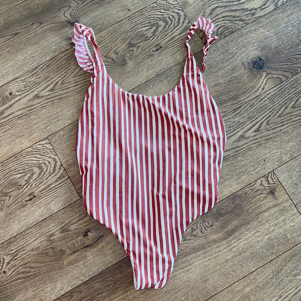 billabong one piece